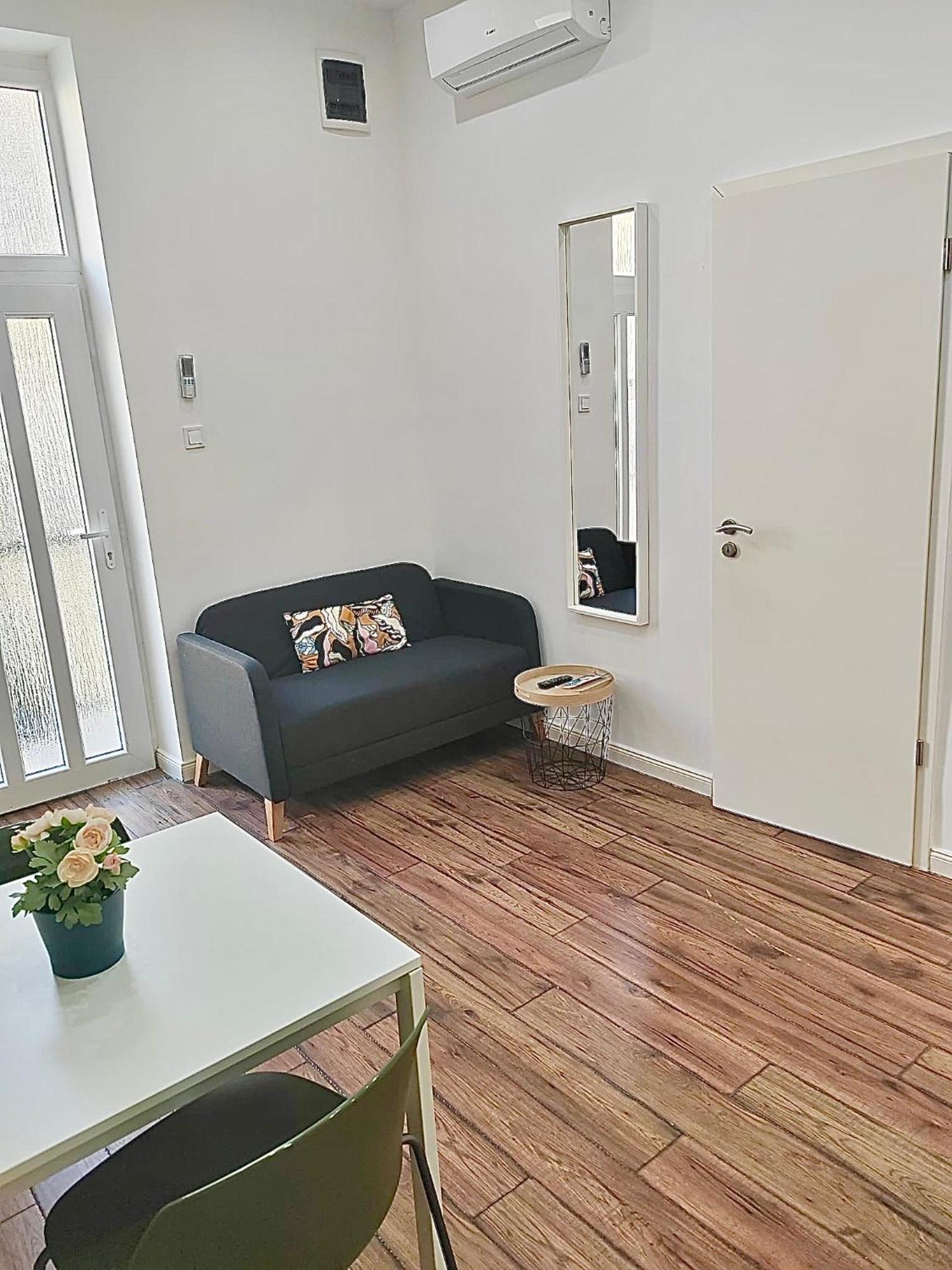 R574 #freeparking Appartement *